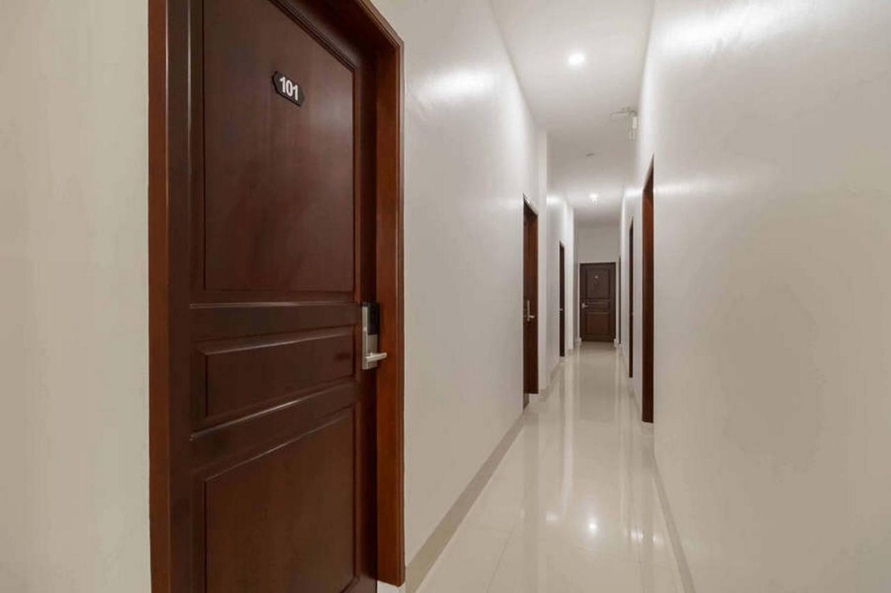 Reddoorz At Seindo Hotel Medan Sunggal Exteriör bild