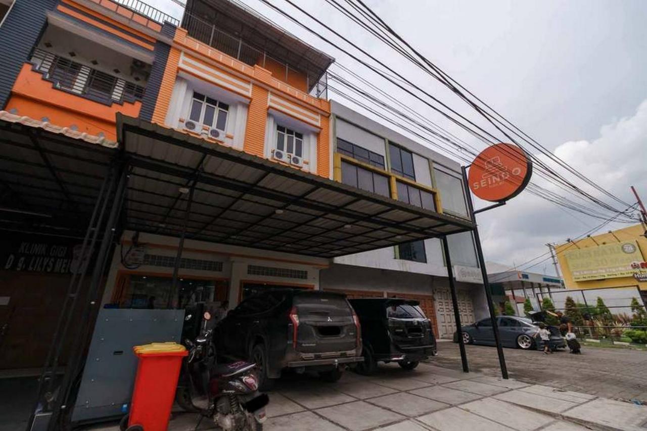 Reddoorz At Seindo Hotel Medan Sunggal Exteriör bild