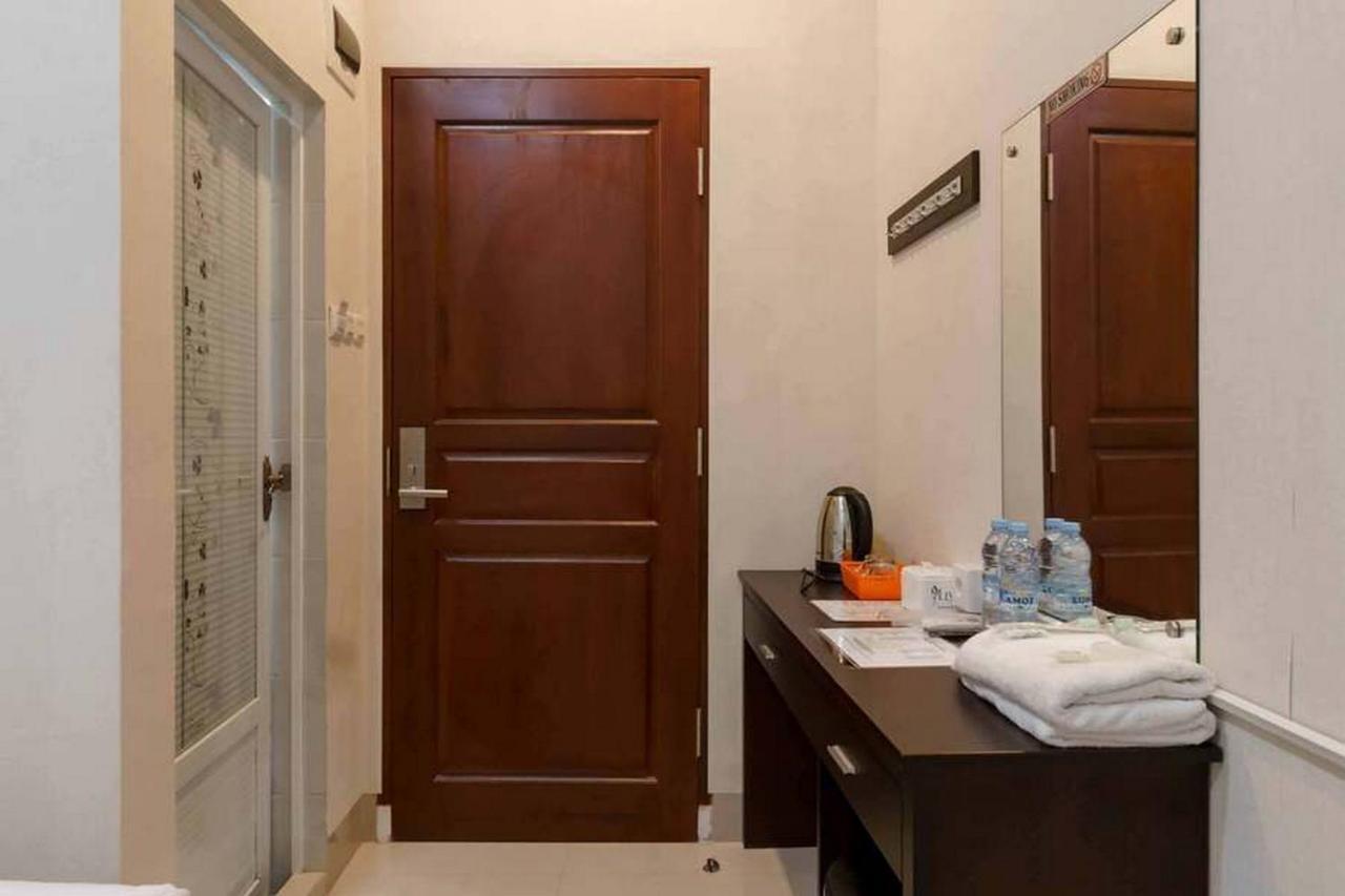 Reddoorz At Seindo Hotel Medan Sunggal Exteriör bild